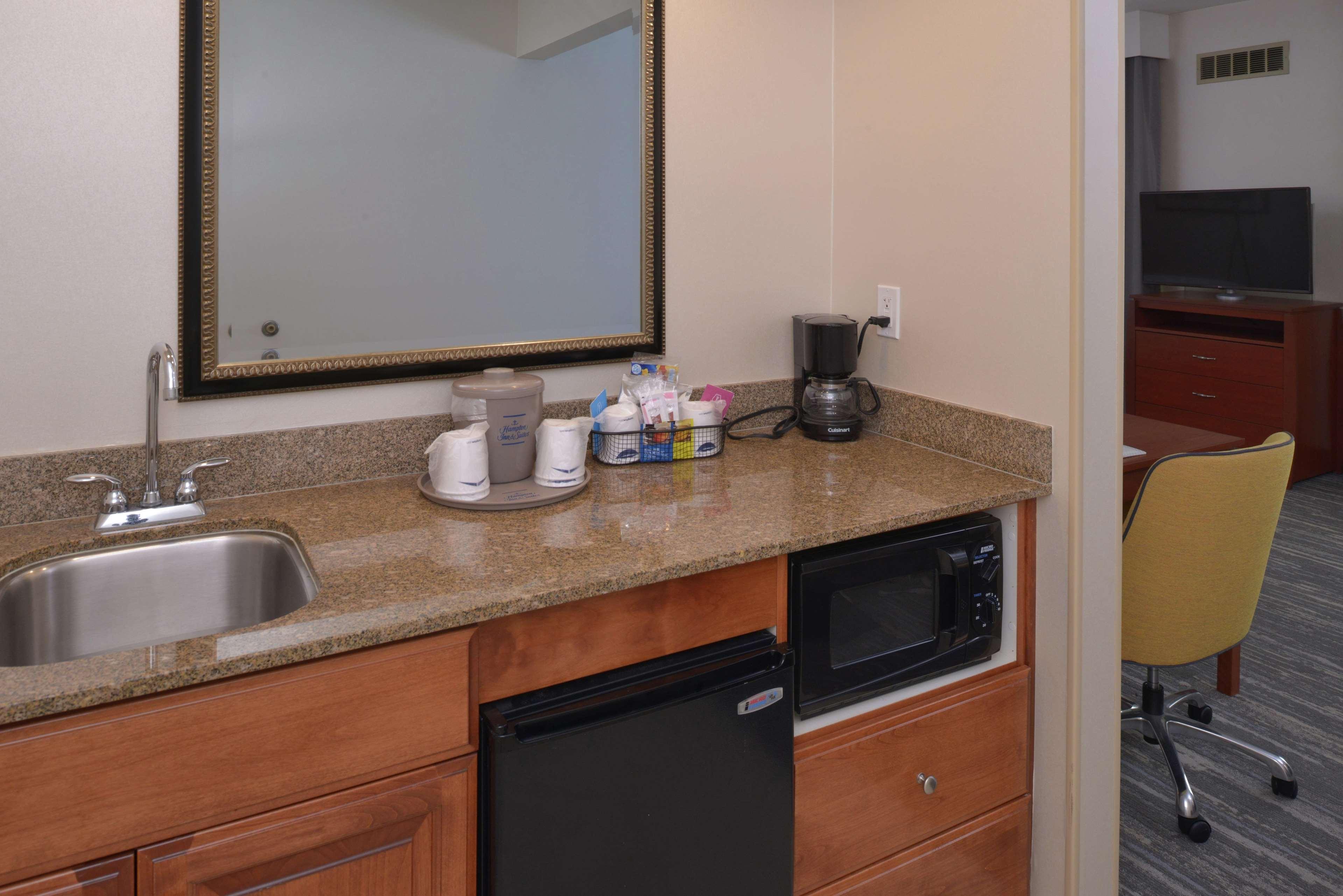 Hampton Inn And Suites Bakersfield North-Airport Bagian luar foto