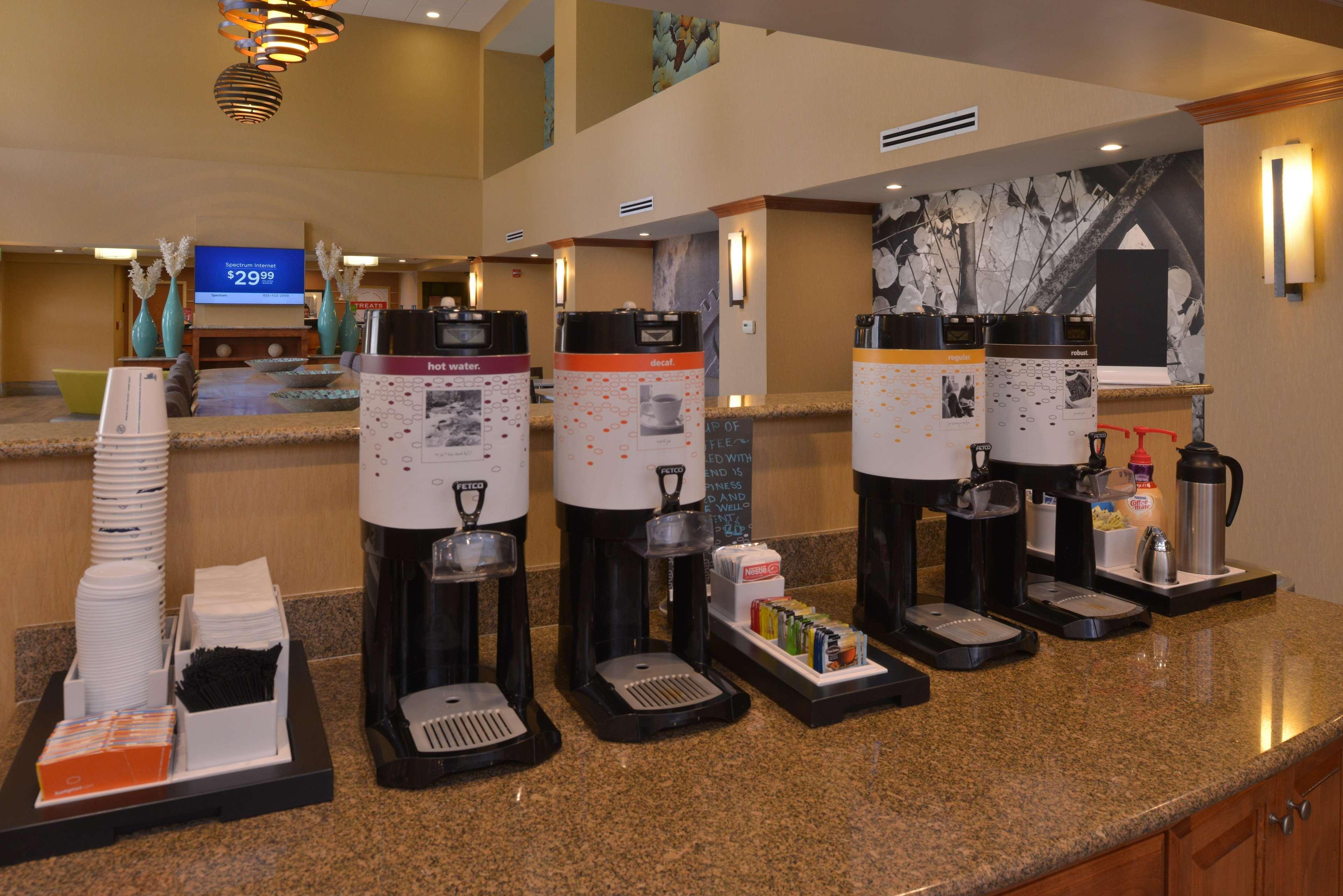 Hampton Inn And Suites Bakersfield North-Airport Bagian luar foto