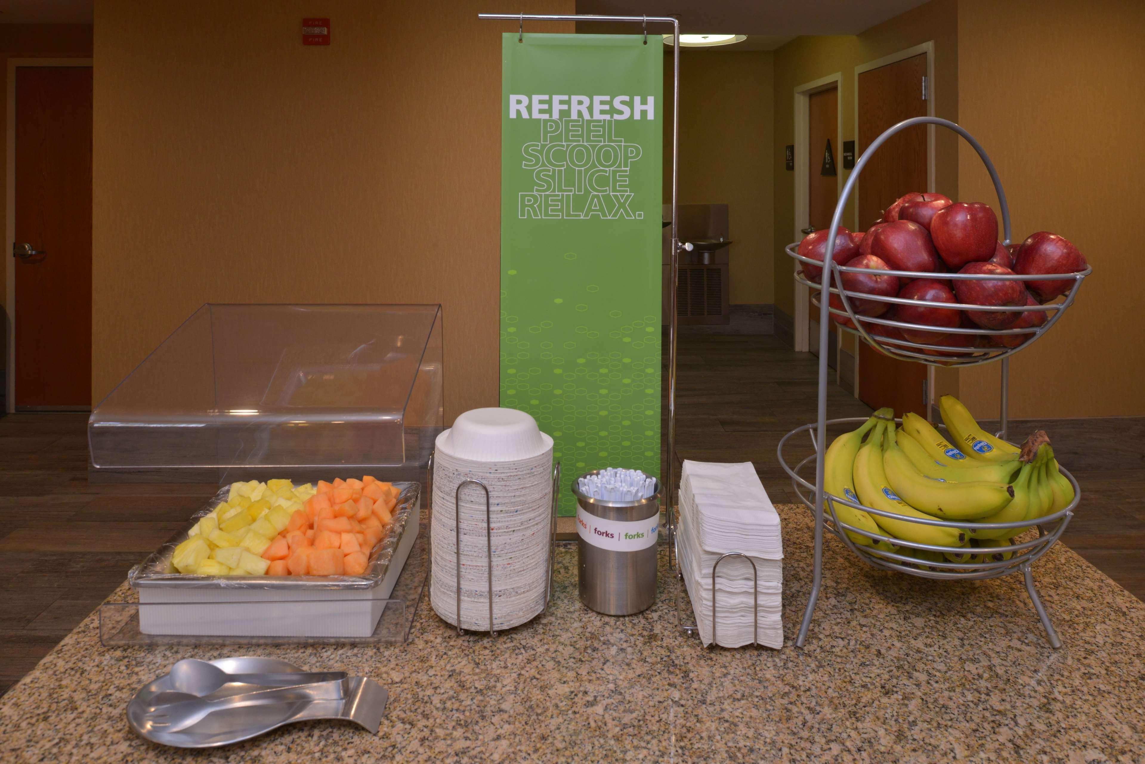 Hampton Inn And Suites Bakersfield North-Airport Bagian luar foto