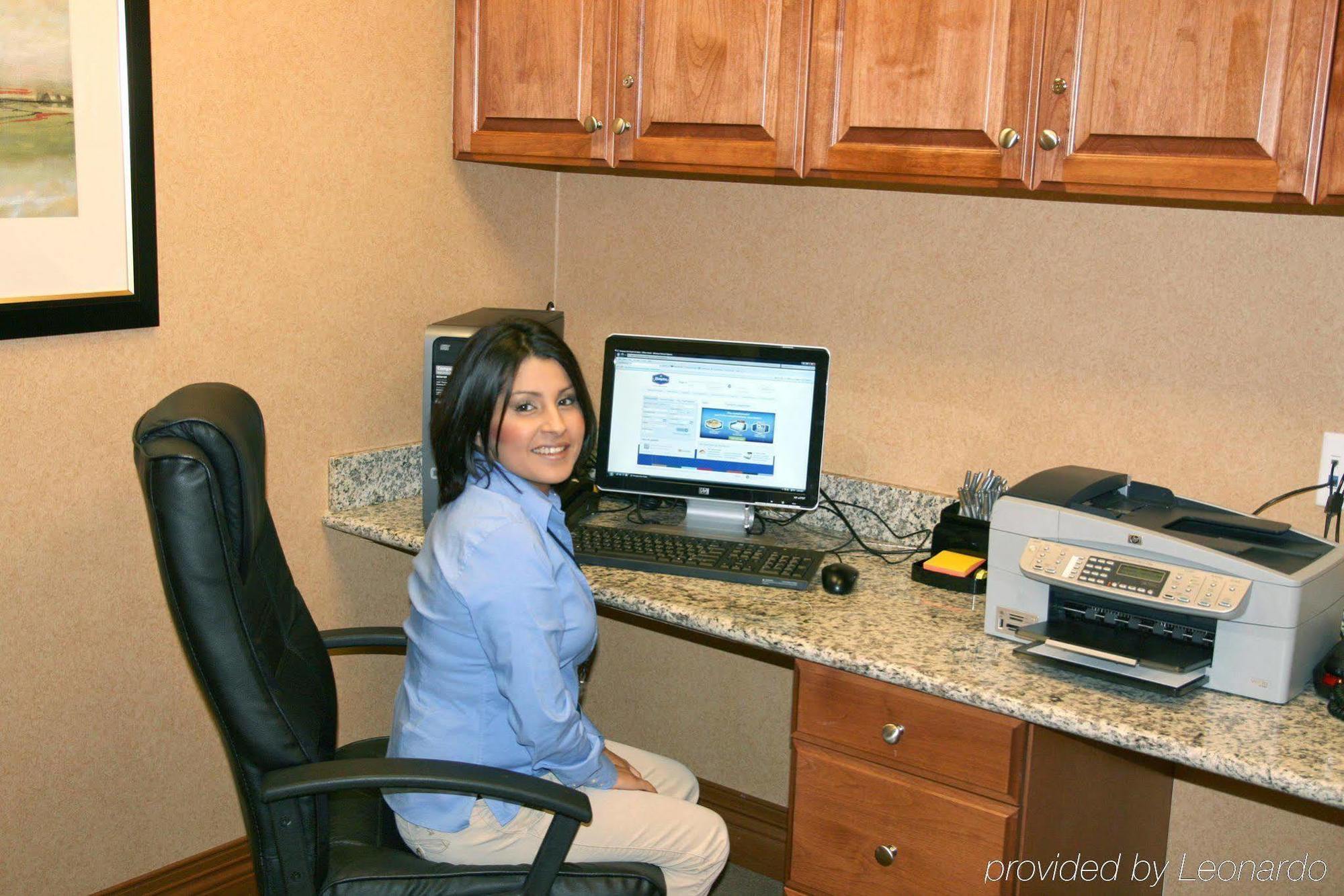 Hampton Inn And Suites Bakersfield North-Airport Fasilitas foto